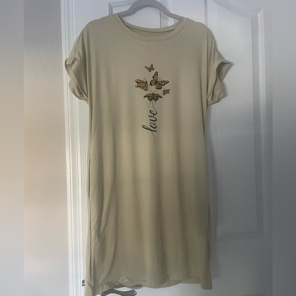 Casual Crew Neck Short Sleeve Dress - Picture 2 of 2